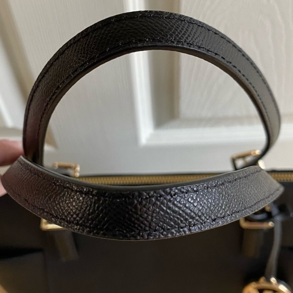 NWOT Michael Kors Large Saffiano Leather Jet Set Charlotte Tote Bag - Picture 4 of 14